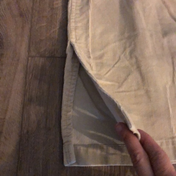 Like new! - BANANA REPUBLIC 100% Cotton Boot Cut Corduroy Pants - Picture 6 of 7